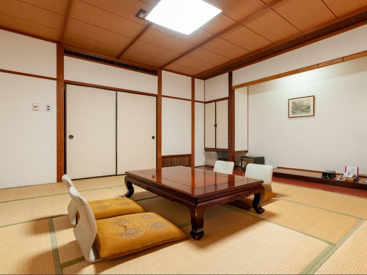 Kikuchi Grand Hotel מראה חיצוני תמונה
